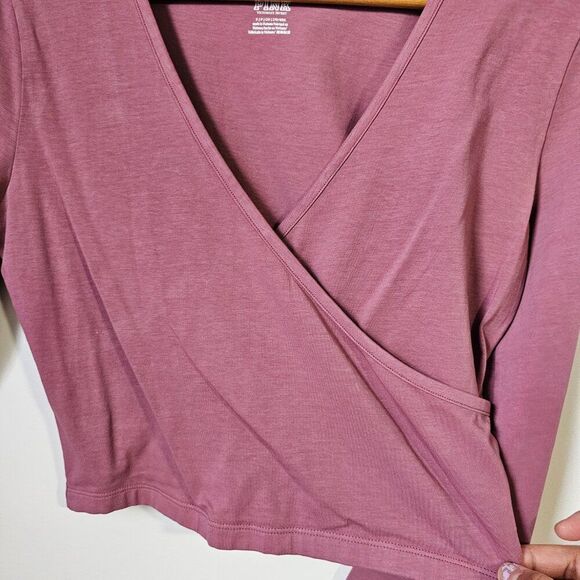 EUC LIKE NEW PINK VICTORIA'S SECRET MAEVE SURPLICE SEMI CROP LONGSLEEVES TOP S - Picture 7 of 16